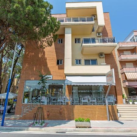Intea Hotel Golem  Exterior foto